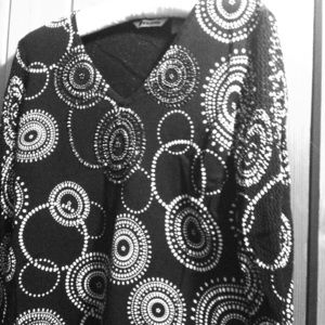 Nygard 3/4 black and white